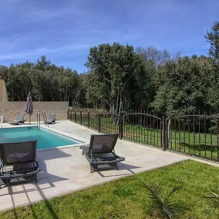 Luxury Mar With Pool 200m From The And Restaurants Vila Banjole