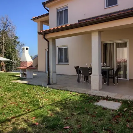 Luxury Mar With Pool 200m From The And Restaurants 반졸레